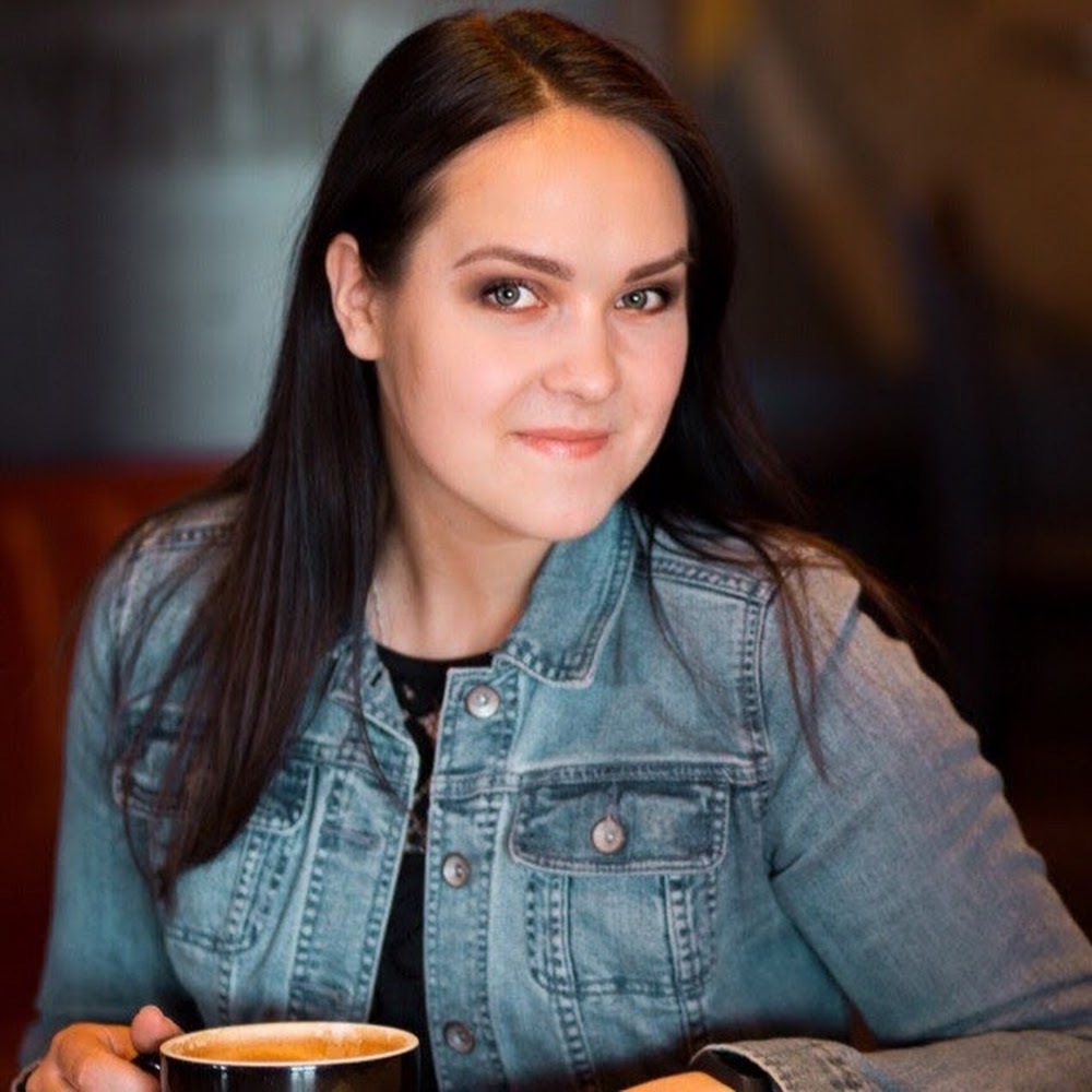 Meet your Posher, Valeria